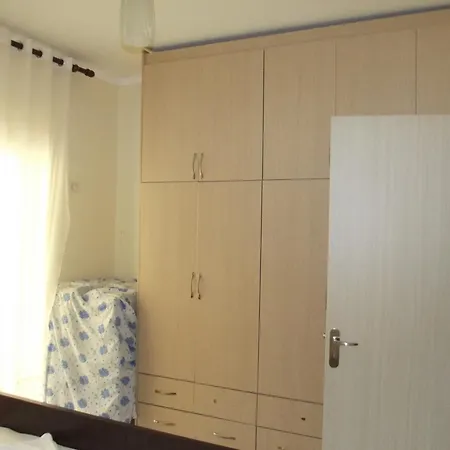 Dea Apartment Sarande